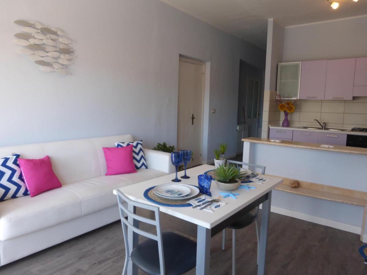 L'Acquario Apartment Cala Gonone Ngoại thất bức ảnh